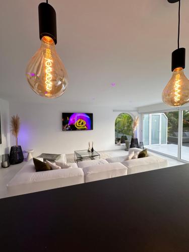 Sun Club P65 Premium Bungalow