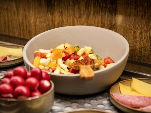 Jídlo v hotelu nebo okolí