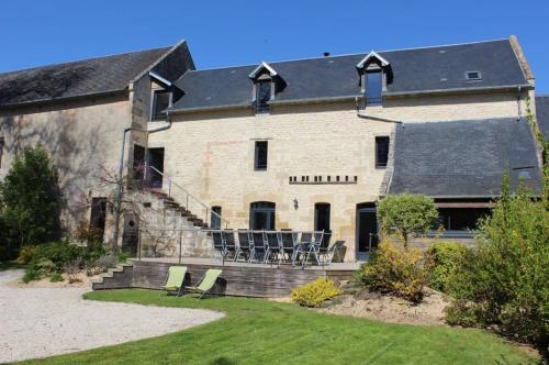 Ma maison de famille, grange du 18e siècle, jardin