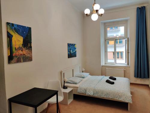 Zizkov Stay - Near City Center