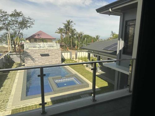 Bazén v ubytování The View Private Resort and Event Place nebo v jeho okolí