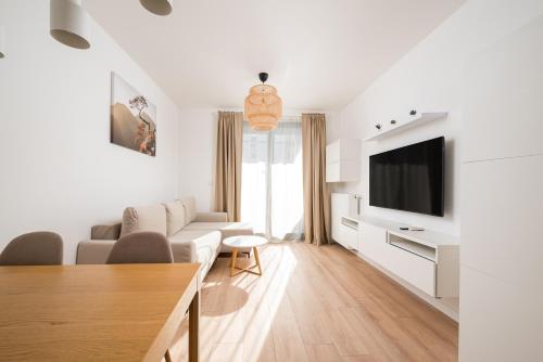 Wola Signature Apartment by BookingHost