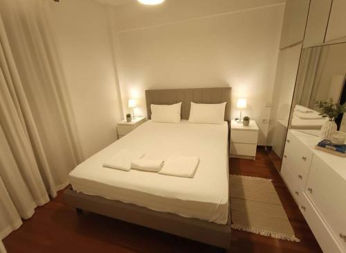 Modern Ease by the CoastFaliro 2Bed Gem