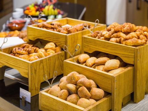 Jídlo v hotelu nebo okolí