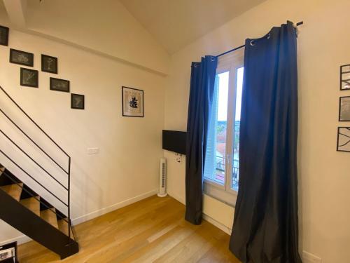 Gambar di galeri bagi Duplex Moderne Luxe-20 min de Paris di Enghien-les-Bains