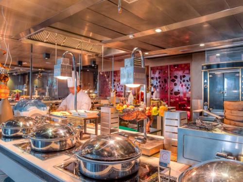 الطعام في المنتجعات أو بالجوار