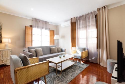 Alojamiento dos dormitorios en Albaicyn