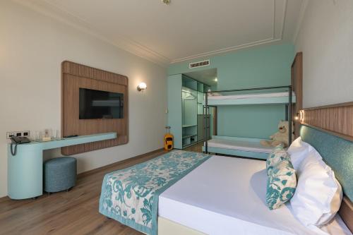 Photo de la galerie de l'établissement Kristal Hotel - All inclusive - Fully renovated rooms 2025, aux Sables d'or