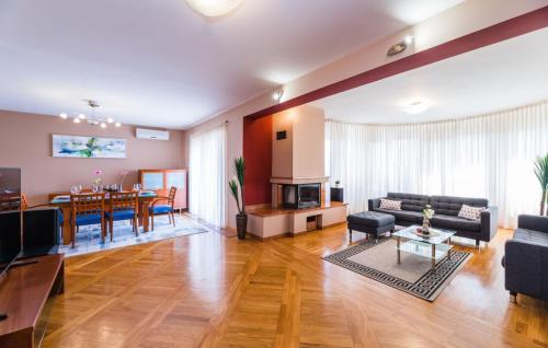Villa NOVI by Villas Guide