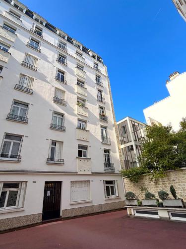 le Penthouse Murat L