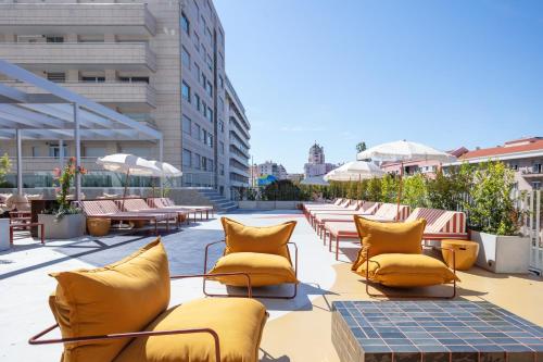 Uma área de estar em Hotel Acta Moa