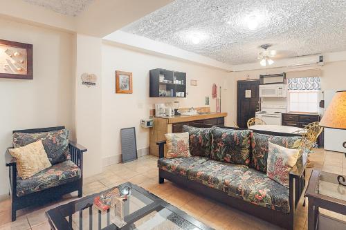 Family Getaway Suite at Hummingbird Home Suites Gold Standard Certified