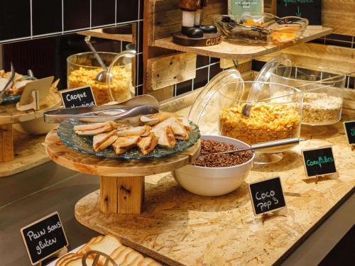 Jídlo v hotelu nebo okolí