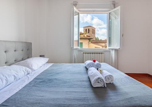 brd 41 13- Ponte Vecchio Elegant Central Attic