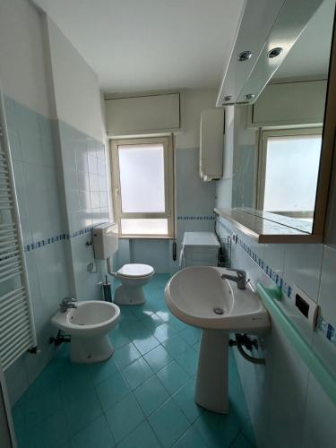 Ένα μπάνιο στο Nievo-Ceccarini Pedonale Flexrent - Immobiliare Abissinia