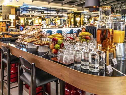 Φαγητό σε αυτό το ξενοδοχείο ή κάπου εκεί κοντά