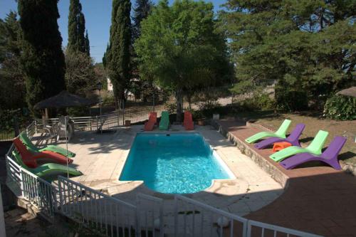 Bazén v ubytování HAMAY - Bungalows & Suites nebo v jeho okolí