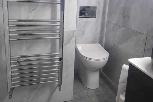 Gallery image of Studio - Sleeps 4 - Garden - Parking - Wifi in Blessington