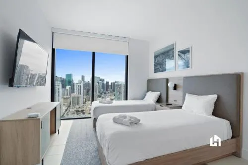 Stylish Apartments with Partial Ocean Views in Downtown! photo 186