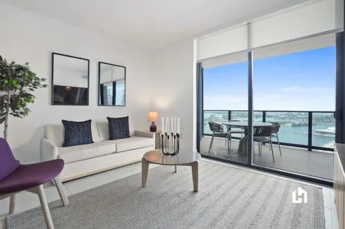 Stylish Apartments with Partial Ocean Views in Downtown! photo 189