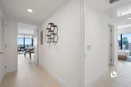 Stylish Apartments with Partial Ocean Views in Downtown! photo 202