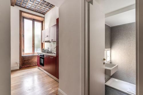 Suite Monserrato one bedroom apartment Campo di Fiori