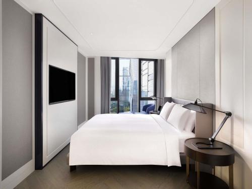 Sofitel Ambassador Seoul Hotel & Serviced Residences — Bedroom