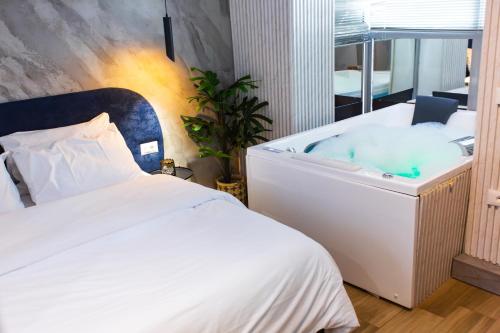 Gallery image of Luxury Suite by The Bubbles Jacuzzi Rooms in Tirana