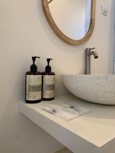 Gallery image of Vikosa Villa in Yogyakarta