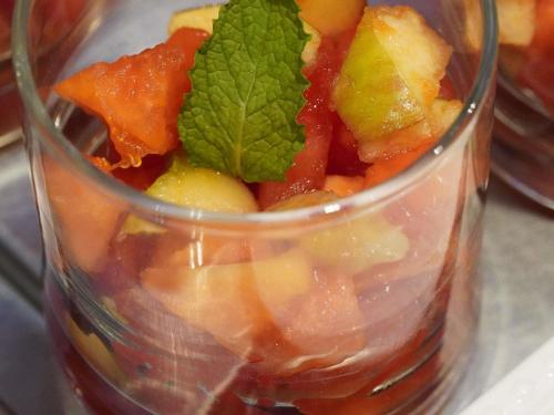 Jídlo v hotelu nebo okolí