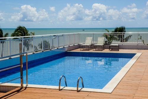 Swimmingpoolen hos eller tæt på Residencial Jardins do Atlântico