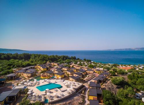 Booking.com: Krk Premium Camping Resort by Valamar , Krk, Kroatien - 58  Gästebewertungen . Buchen Sie jetzt Ihr Hotel!