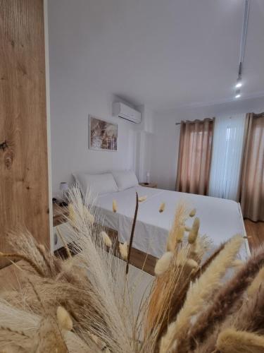 Lily's Duplex Apartment