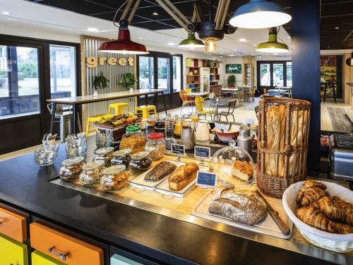 Φαγητό σε αυτό το ξενοδοχείο ή κάπου εκεί κοντά