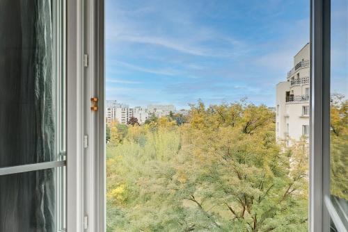 Appartement de 3 chambres avec Balcon à proximité de l'Arc de triomphe