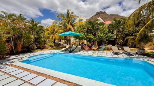 LAKAZ DEL SOL - Elegant apartments with luxurious garden, pool and barbecue area - Tourism Permit Certified