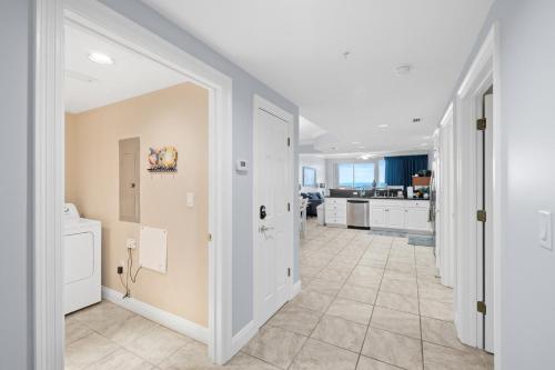 Quiet East End Gulf-Front Condo w/ Heated Pool & Balcony photo 28