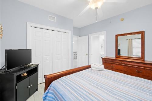 Quiet East End Gulf-Front Condo w/ Heated Pool & Balcony photo 23