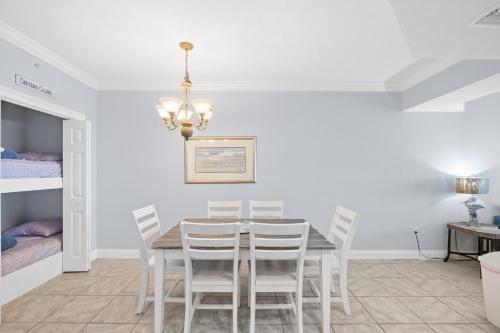 Quiet East End Gulf-Front Condo w/ Heated Pool & Balcony photo 16