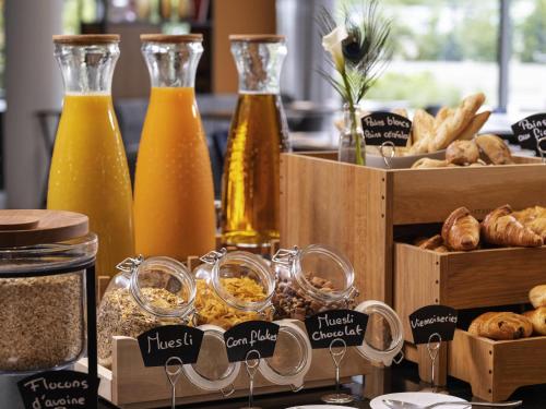 Jídlo v hotelu nebo okolí