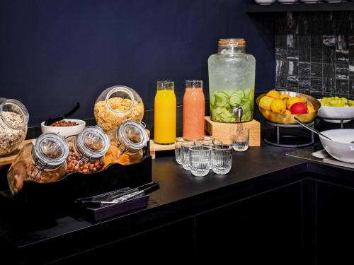 Jídlo v hotelu nebo okolí