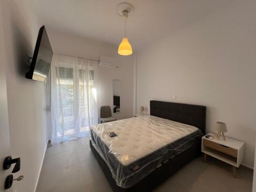 Loutraki's Seaside Serenity, 2 BDRM apartment