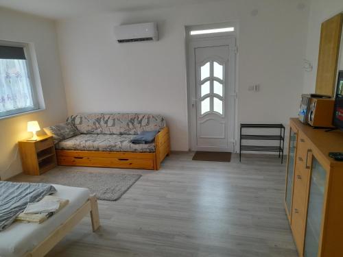 杜瑙保陶伊Ház a tónál szelid的相册照片