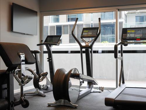 Fitness centrum a/nebo fitness zařízení v ubytování The Porter House Hotel Sydney - MGallery
