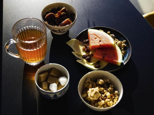 Comida en o cerca de este hotel