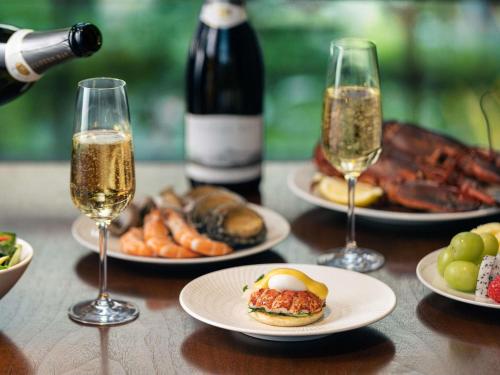 Đồ ăn tại/gần khách sạn