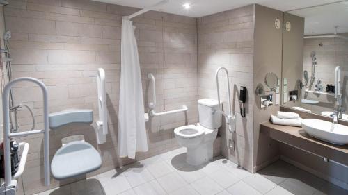 Holiday Inn Bristol City Centre by IHG photo 61