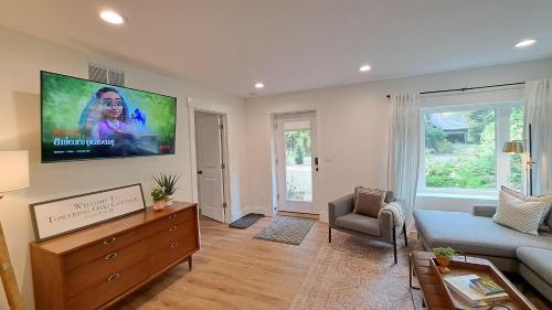 Photo de la galerie de l'établissement Towering Oaks Cottage, à Union Pier