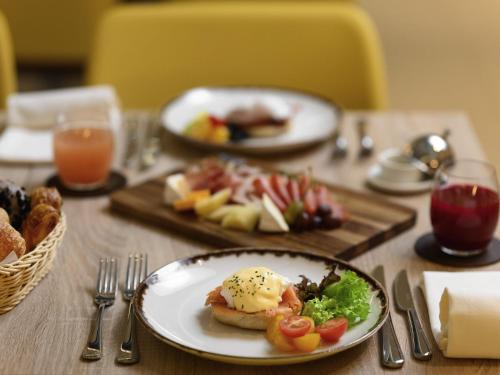 Mad på hotellet eller i nærheden