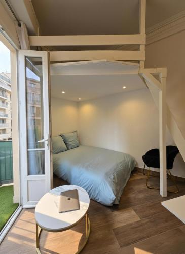 Cozy studio, balcony & AC, Heart of Nice